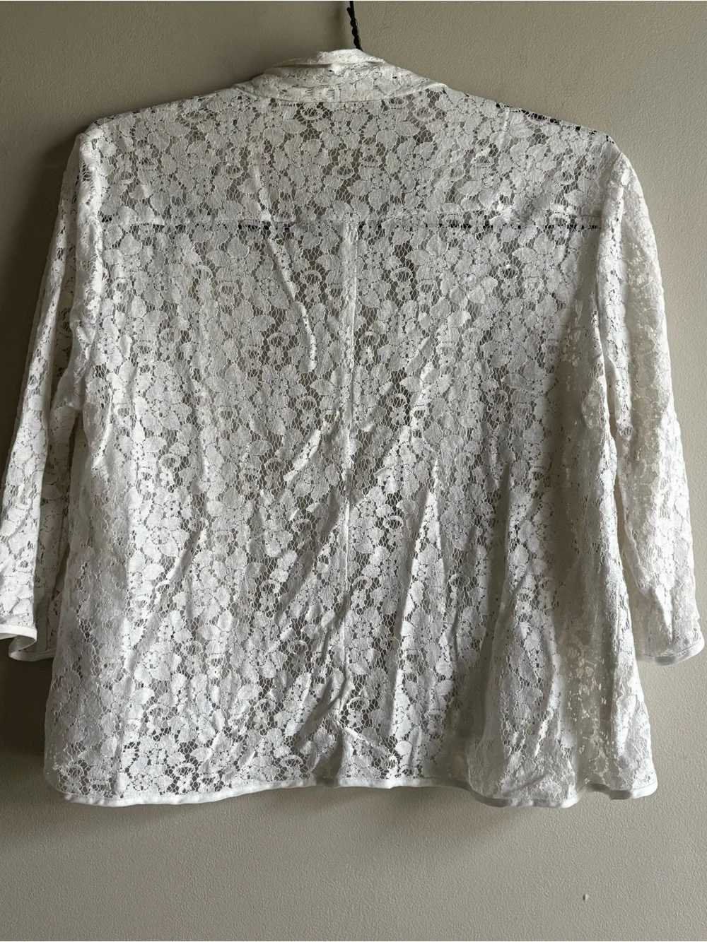 Y2K New York & Company White Floral Lace Cardigan - Picture 4 of 4
